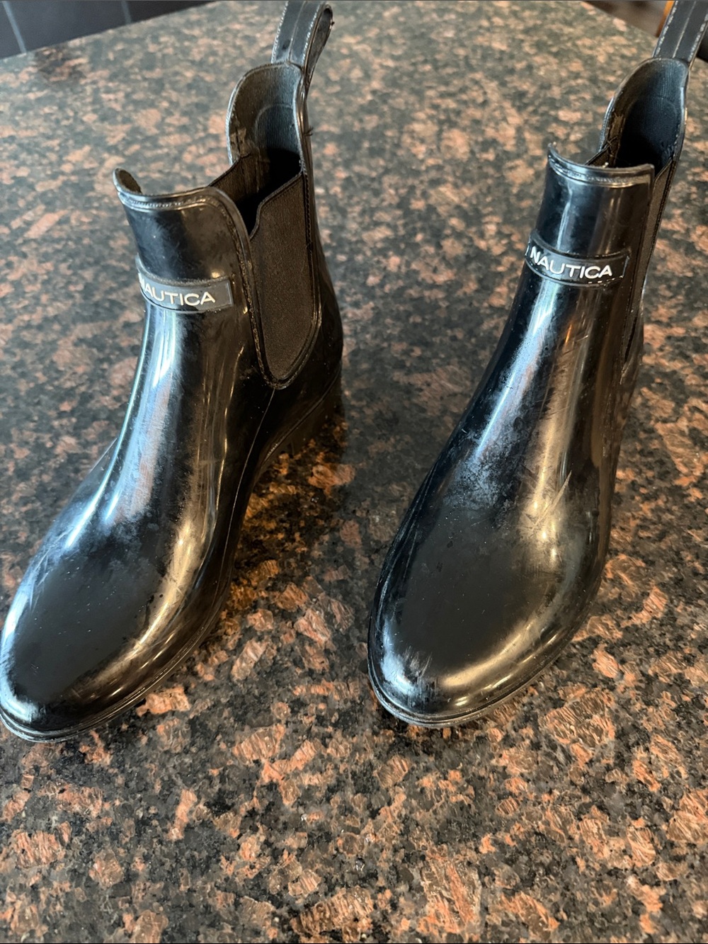 Nautica Black Gloss Chelsea Rain Booties size 6